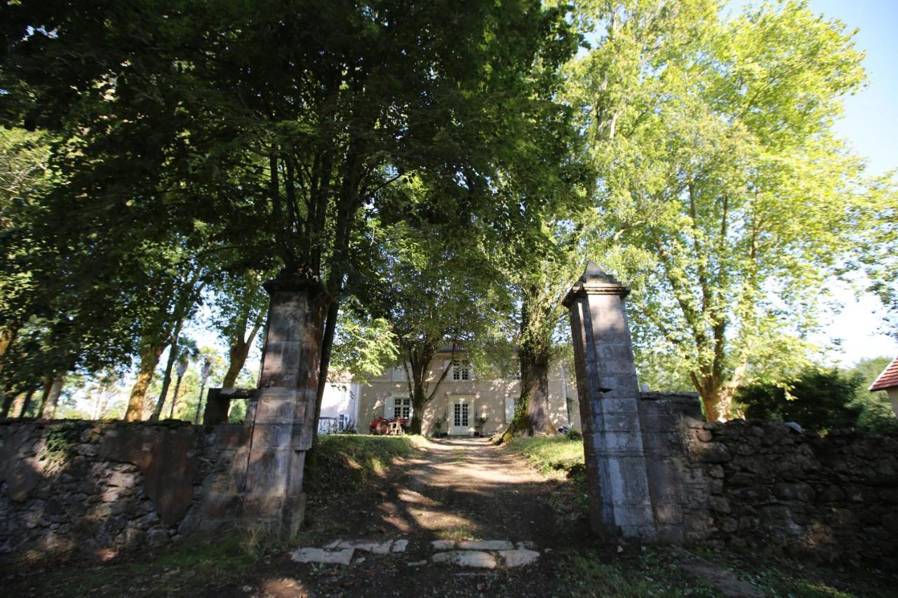 Chateau Saint Martin B&B Pouillon Exterior foto